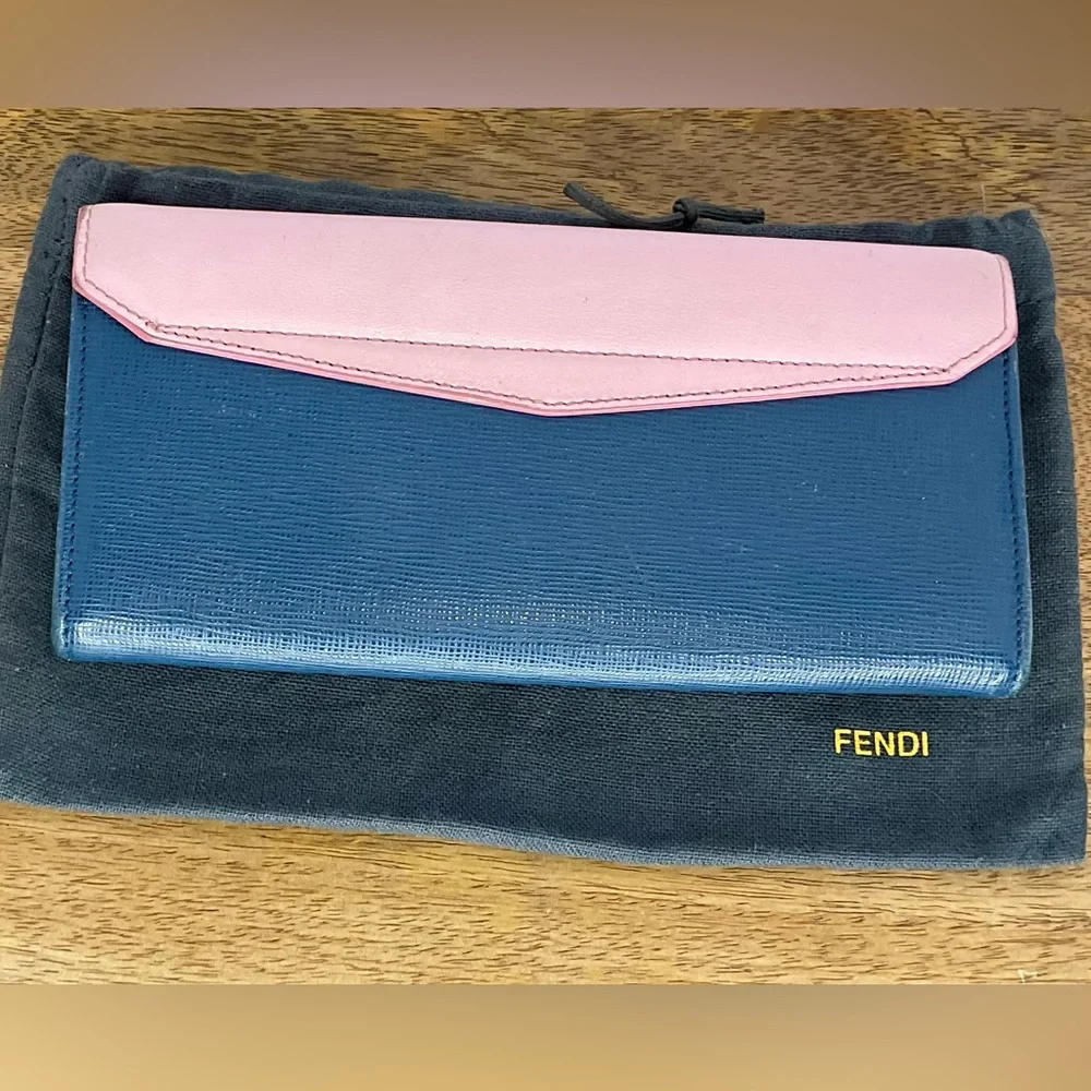 Fendi 2Jours Envelope Continental Wallet in Blush Pink and Blue Leather - Picture 5 of 15